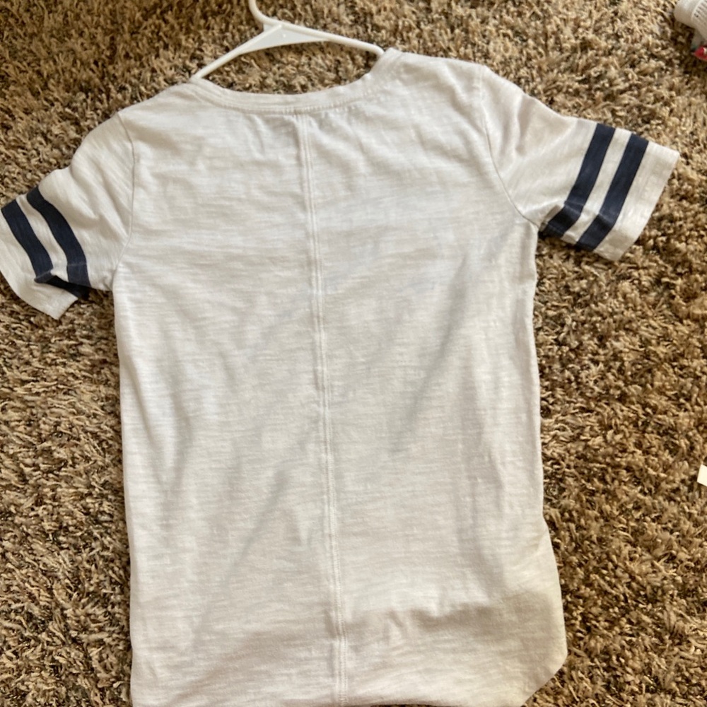 Top - Picture 2 of 2